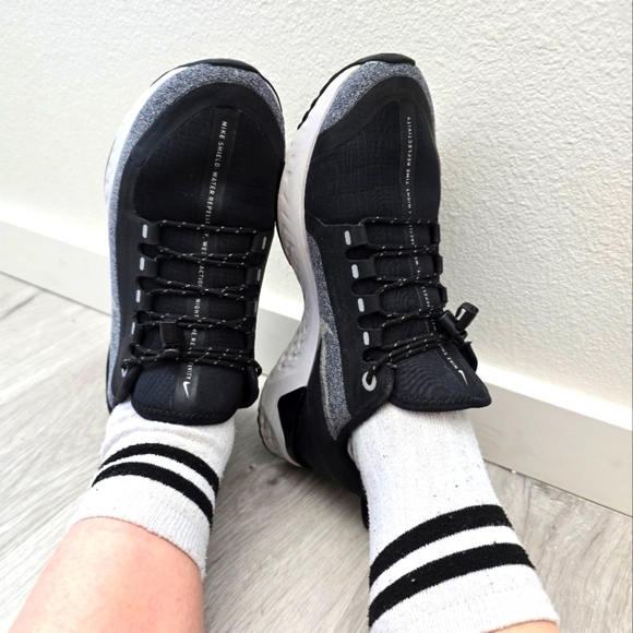 Nike | React Shield black grey sporty low-top running sneakers | WMS 6 - Picture 1 of 13